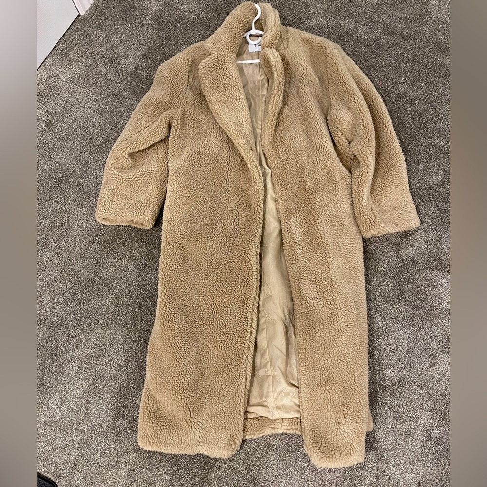 Tna Aritzia Teddy Coat - Size Large